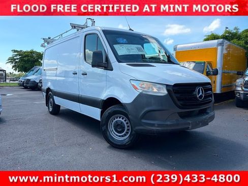 Used 2019 Mercedes-Benz Sprinter 2500 image 11
