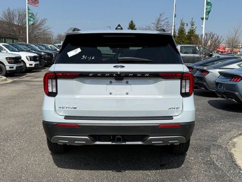 New 2026 Ford Explorer Active image 7