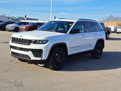 New 2026 Jeep Grand Cherokee Altitude
