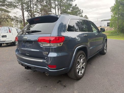 Used 2020 Jeep Grand Cherokee Overland AWD/4WD image 9
