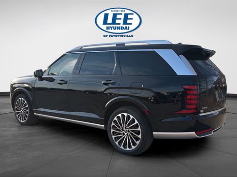 New 2026 Hyundai Palisade Calligraphy FWD image 4