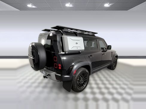 Used 2025 Land Rover Defender 110 S AWD/4WD image 9