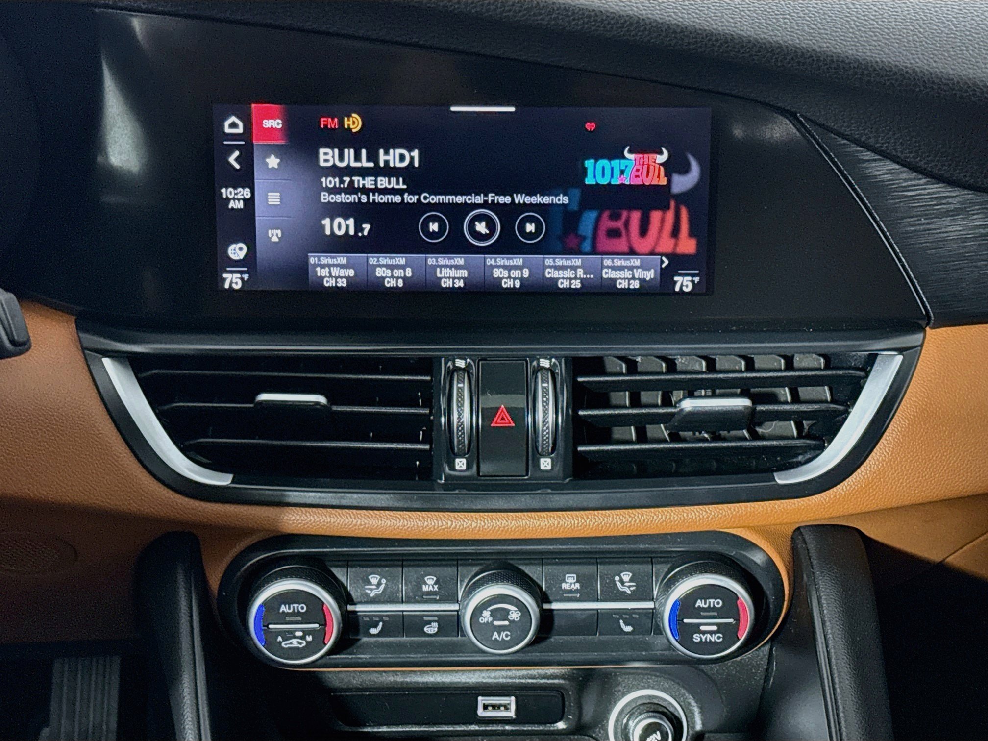 Used 2020 Alfa Romeo Giulia AWD w/ Cold Weather Package image 26
