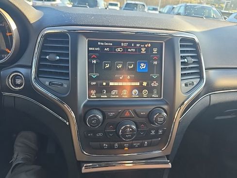 Used 2016 Jeep Grand Cherokee Limited image 14