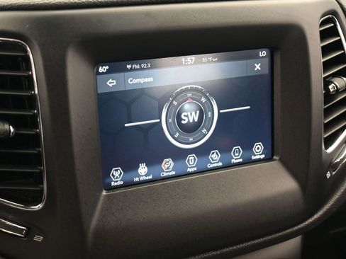 Used 2021 Jeep Compass Latitude w/ Driver Assistance Group image 20