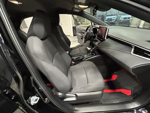 Used 2022 Toyota Corolla SE image 37