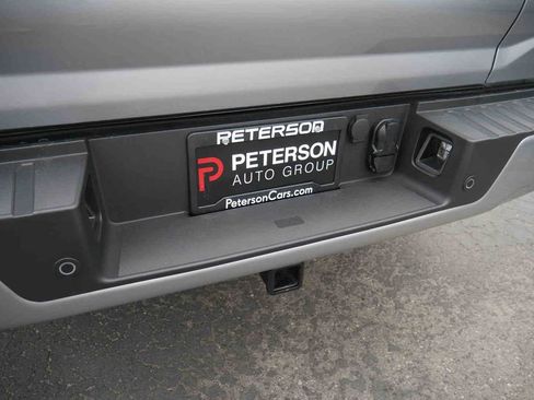 Used 2025 Ford F150 Platinum w/ Equipment Group 702A High image 9