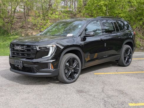 New 2026 GMC Acadia Elevation w/ Black Edition AWD/4WD image 3