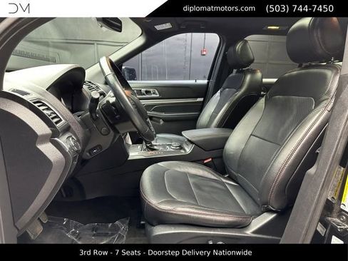 Used 2017 Ford Explorer Sport w/ Equipment Group 401A AWD/4WD image 18
