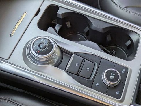 Used 2023 Ford Explorer XLT w/ Equipment Group 202A image 23