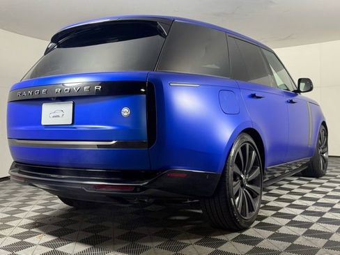 New 2025 Land Rover Range Rover SV image 9