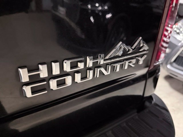 Used 2020 Chevrolet Silverado 2500 High Country w/ Z71 Off-Road Package AWD/4WD image 34
