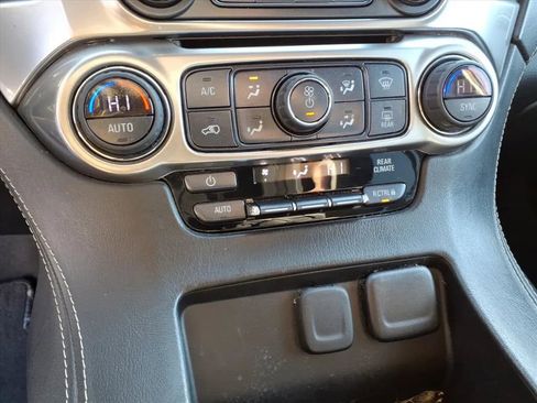 Used 2019 Chevrolet Tahoe LS w/ All-Season Package image 33