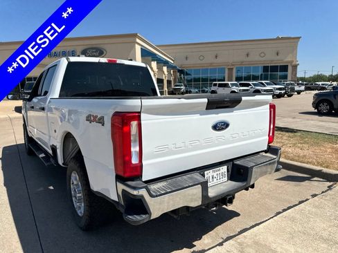 Used 2025 Ford F250 XLT AWD/4WD image 9