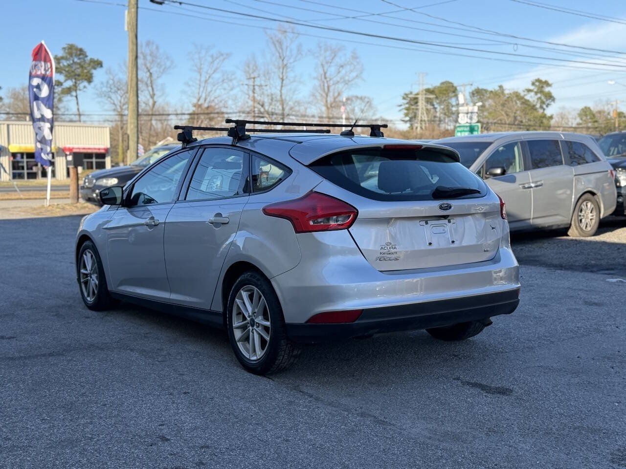 Used 2018 Ford Focus SE FWD image 5