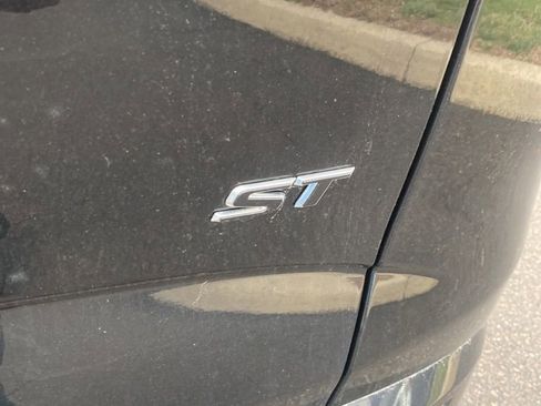 Used 2023 Buick Enclave Essence w/ Experience Buick Package image 6