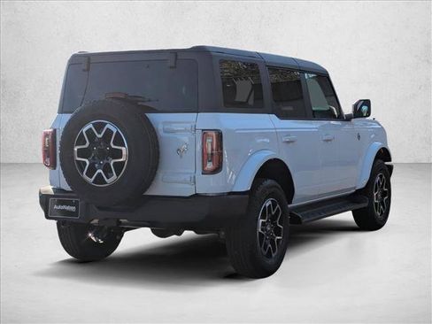 New 2025 Ford Bronco Outer Banks AWD/4WD image 2