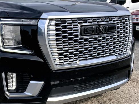 Used 2021 GMC Yukon Denali w/ LPO, Illumination Package image 29