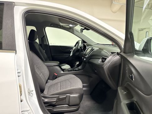 Used 2023 Chevrolet Equinox LT FWD image 21