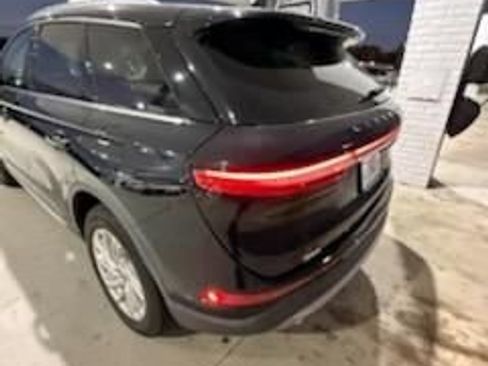 Used 2022 Lincoln Corsair FWD image 5