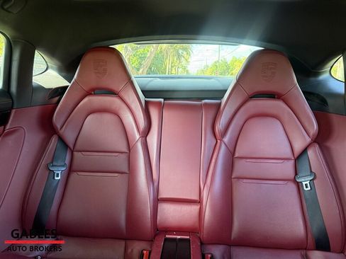 Used 2017 Porsche Panamera 4 image 24