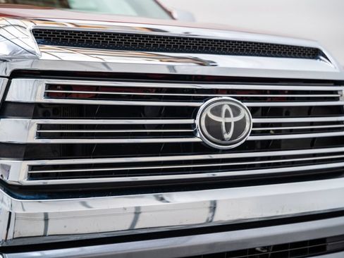 Used 2019 Toyota Tundra 1794 Edition AWD/4WD image 12