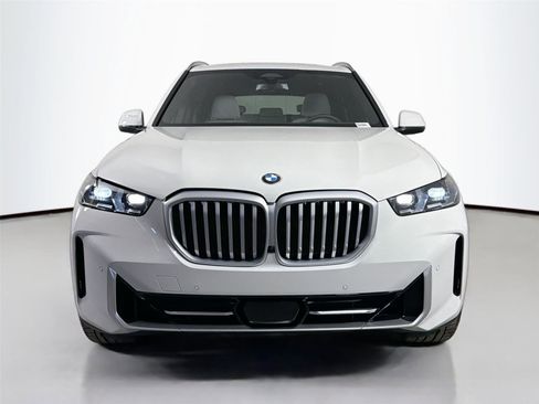 New 2026 BMW X5 xDrive40i AWD/4WD image 2