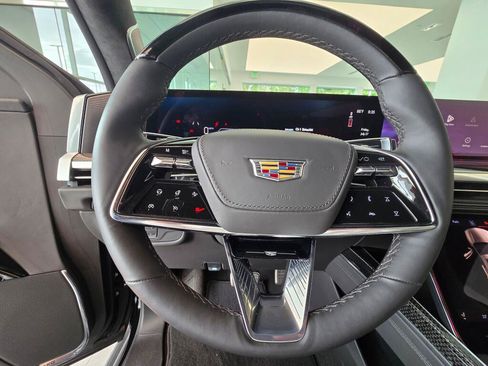 Used 2025 Cadillac Escalade V AWD/4WD image 25