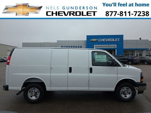 New 2025 Chevrolet Express 3500 w/ Driver Convenience Package RWD image 8