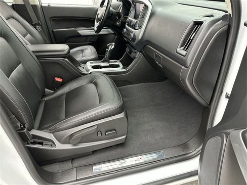 Used 2022 Chevrolet Colorado ZR2 image 24