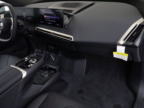 New 2026 BMW iX xDrive45 w/ Climate Comfort Package image 22