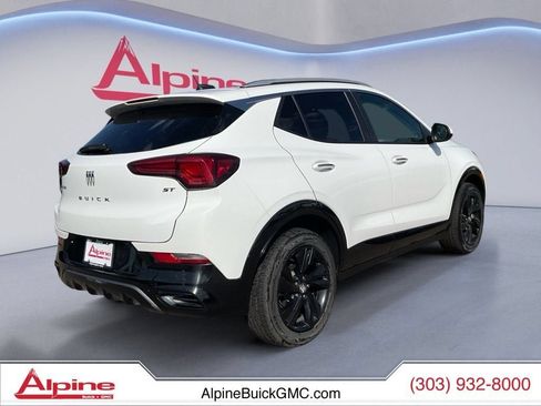 Used 2024 Buick Encore GX Sport Touring AWD/4WD image 5