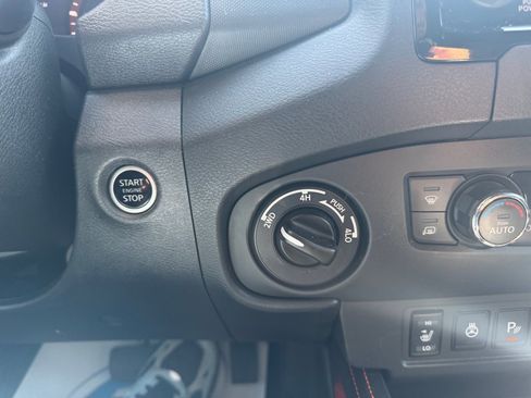 Certified 2023 Nissan Frontier PRO-4X w/ Pro Convenience Package AWD/4WD image 20