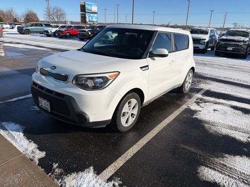 Used 2016 Kia Soul image 1