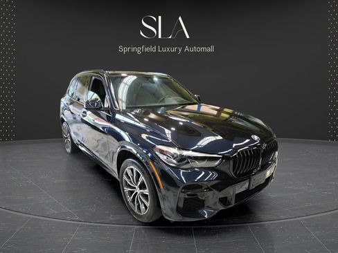 Used 2022 BMW X5 xDrive40i w/ M Sport Package AWD/4WD image 1
