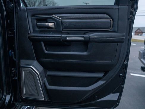 Used 2019 RAM 2500 Limited image 14