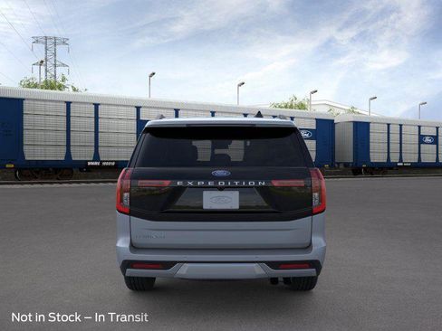 New 2026 Ford Expedition Platinum AWD/4WD image 5