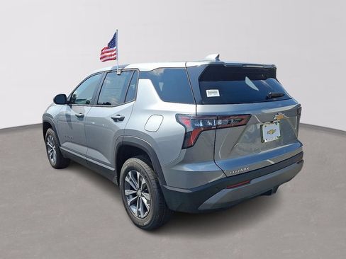New 2027 Chevrolet Equinox LT FWD image 3