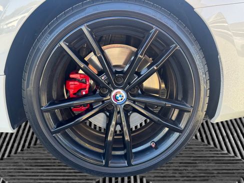 Used 2023 BMW M440i Coupe w/ Premium Package image 36