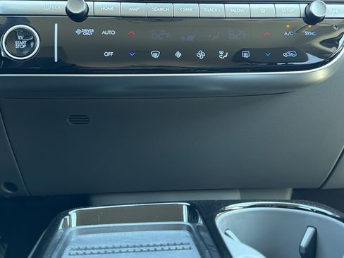 Certified 2025 Hyundai Ioniq 5 SEL AWD/4WD image 25