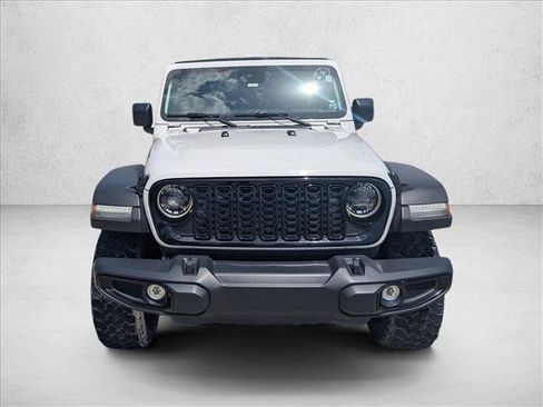 Used 2024 Jeep Wrangler Unlimited Sport AWD/4WD image 2