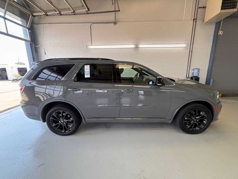 Used 2023 Dodge Durango GT AWD/4WD image 2