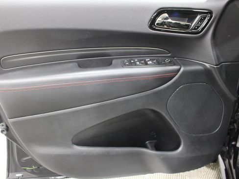 Used 2025 Dodge Durango R/T image 6