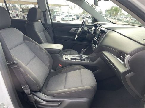 Used 2019 Chevrolet Traverse LT w/ LPO, Blackout Package image 27