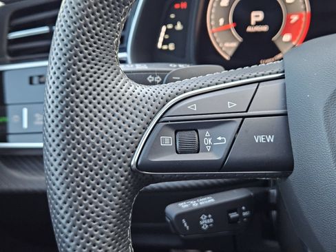 Used 2025 Audi SQ7 Prestige w/ Prestige Package AWD/4WD image 22