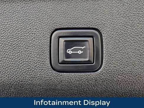 Used 2023 Chevrolet Tahoe Z71 AWD/4WD image 31