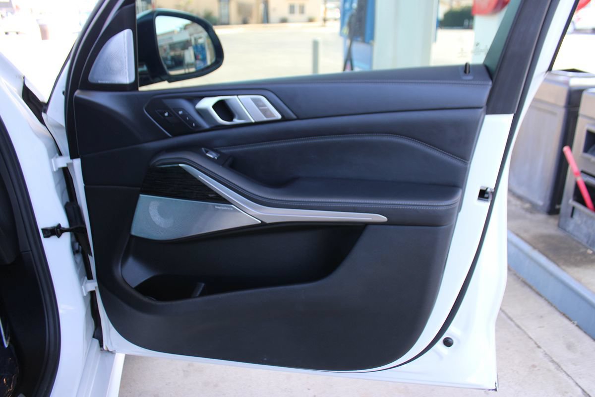 Used 2019 BMW X7 xDrive50i w/ Dynamic Handling Package AWD/4WD image 42