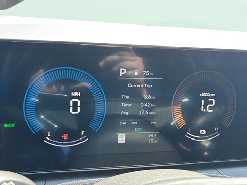 New 2026 Hyundai Santa Fe SE FWD image 13