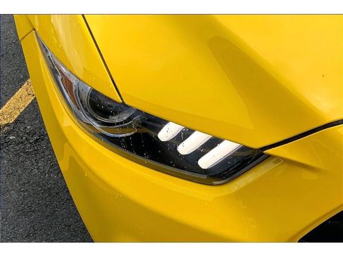 Used 2015 Ford Mustang GT Premium w/ Equipment Group 401A RWD image 26