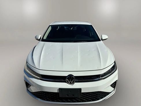 Used 2025 Volkswagen Jetta S image 12